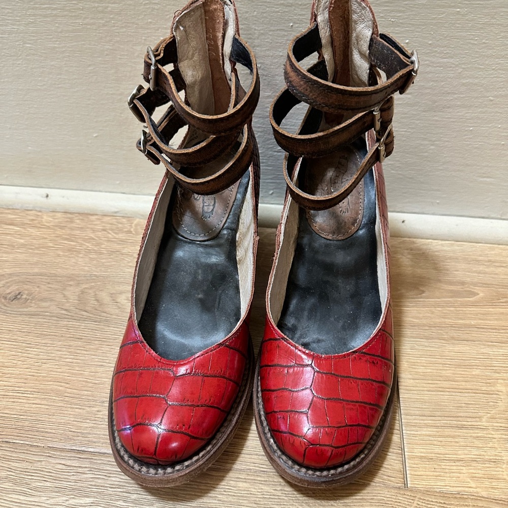 Freebird by Steven Red Croc-Embossed Shoes